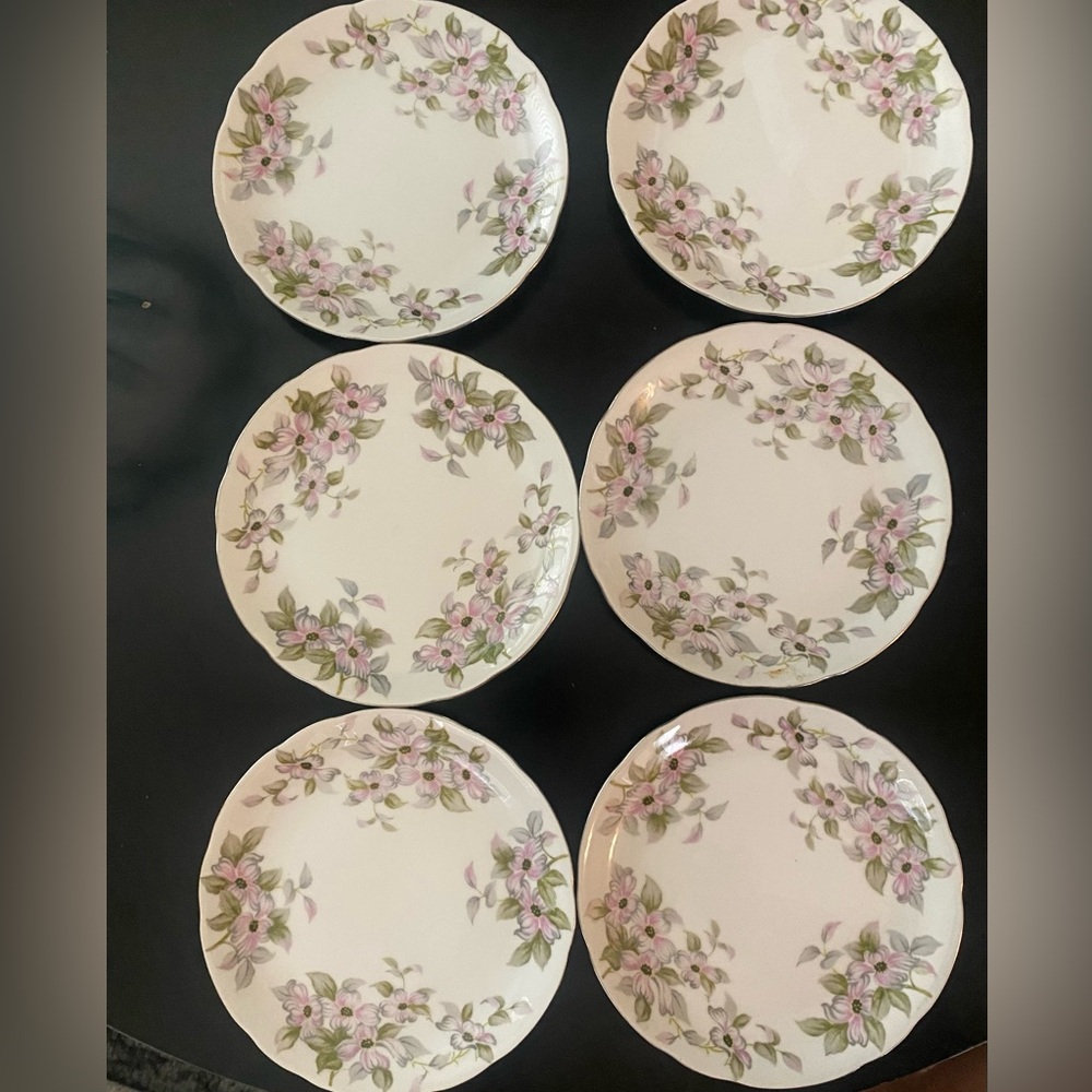 Bellair China, Japan. Trellis pattern. 6 Floral Salad / dessert /bread Plates.